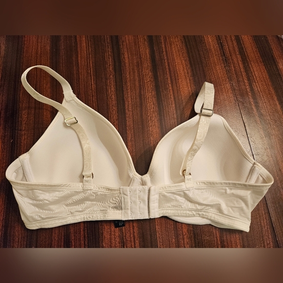 NATORI Harmony Full Fit Spacer Underwire T-Shirt Bra #136065 White 38DD EUC - Picture 5 of 7